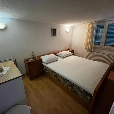 Apartment And Rooms Ruza Trogir Exteriör bild